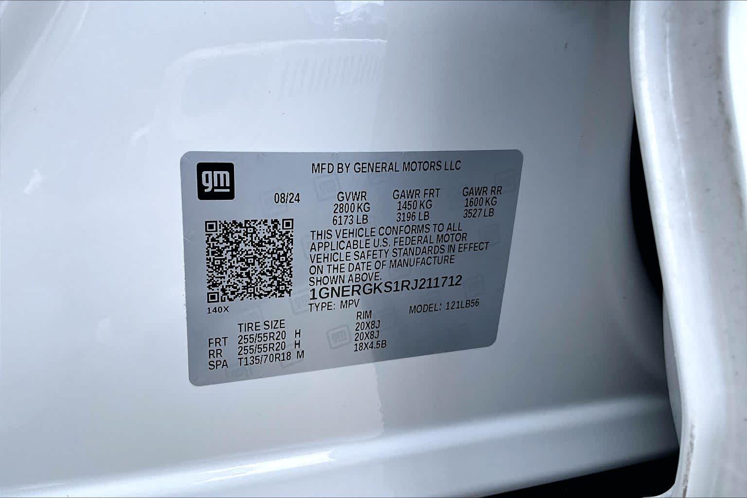 2024 Chevrolet Traverse FWD LT Iridescent Pearl Tricoat at Group 1 Toyota Southwest