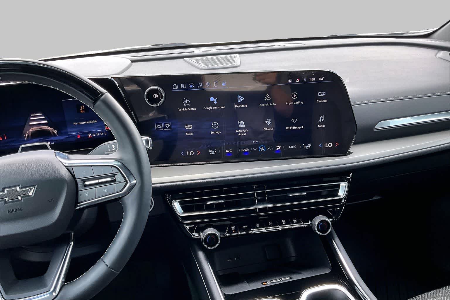 2024 Chevrolet Traverse FWD LT Iridescent Pearl Tricoat at Group 1 Toyota Southwest