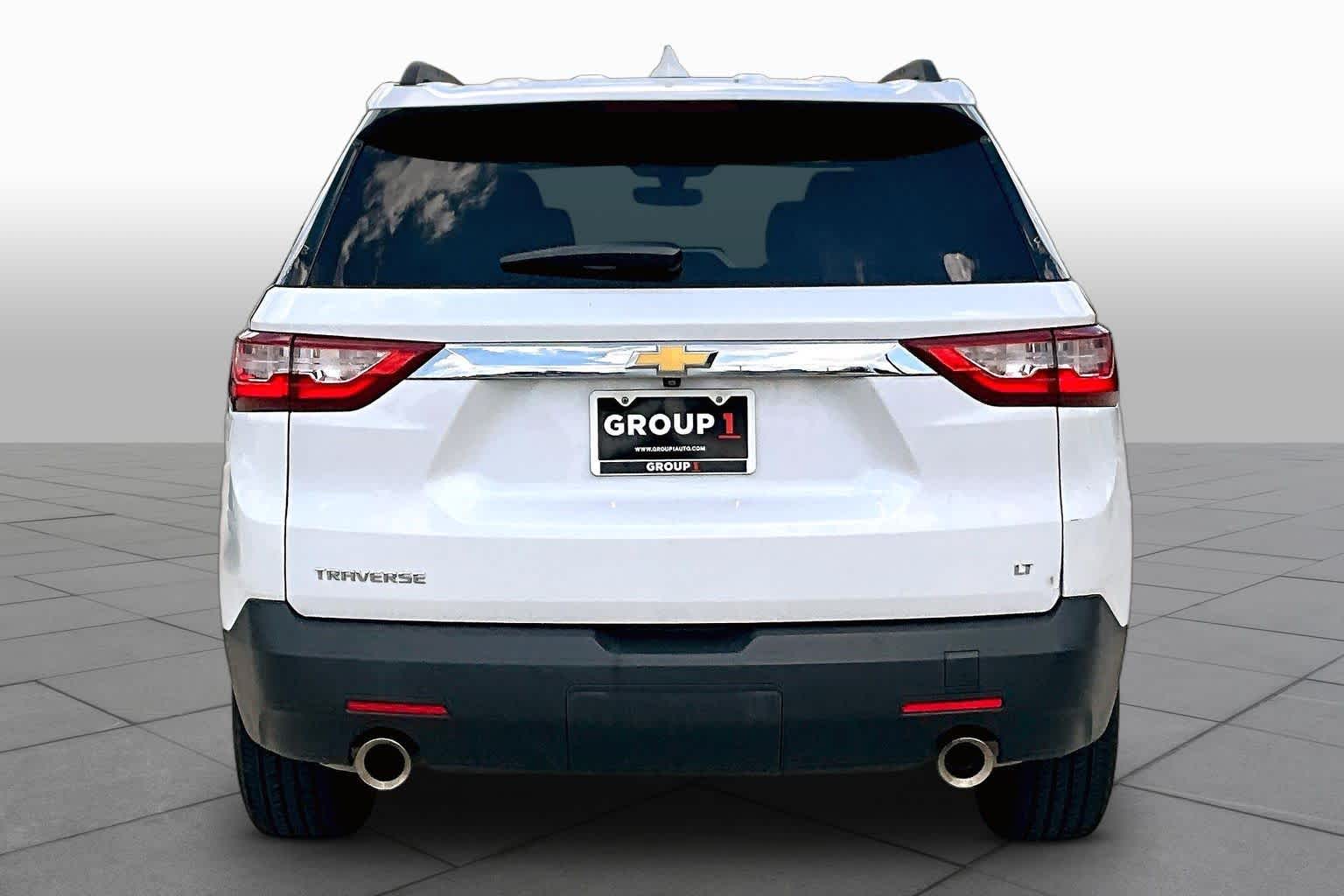 2021 Chevrolet Traverse LT Cloth Iridescent Pearl Tricoat at Lexus Southwest Houston