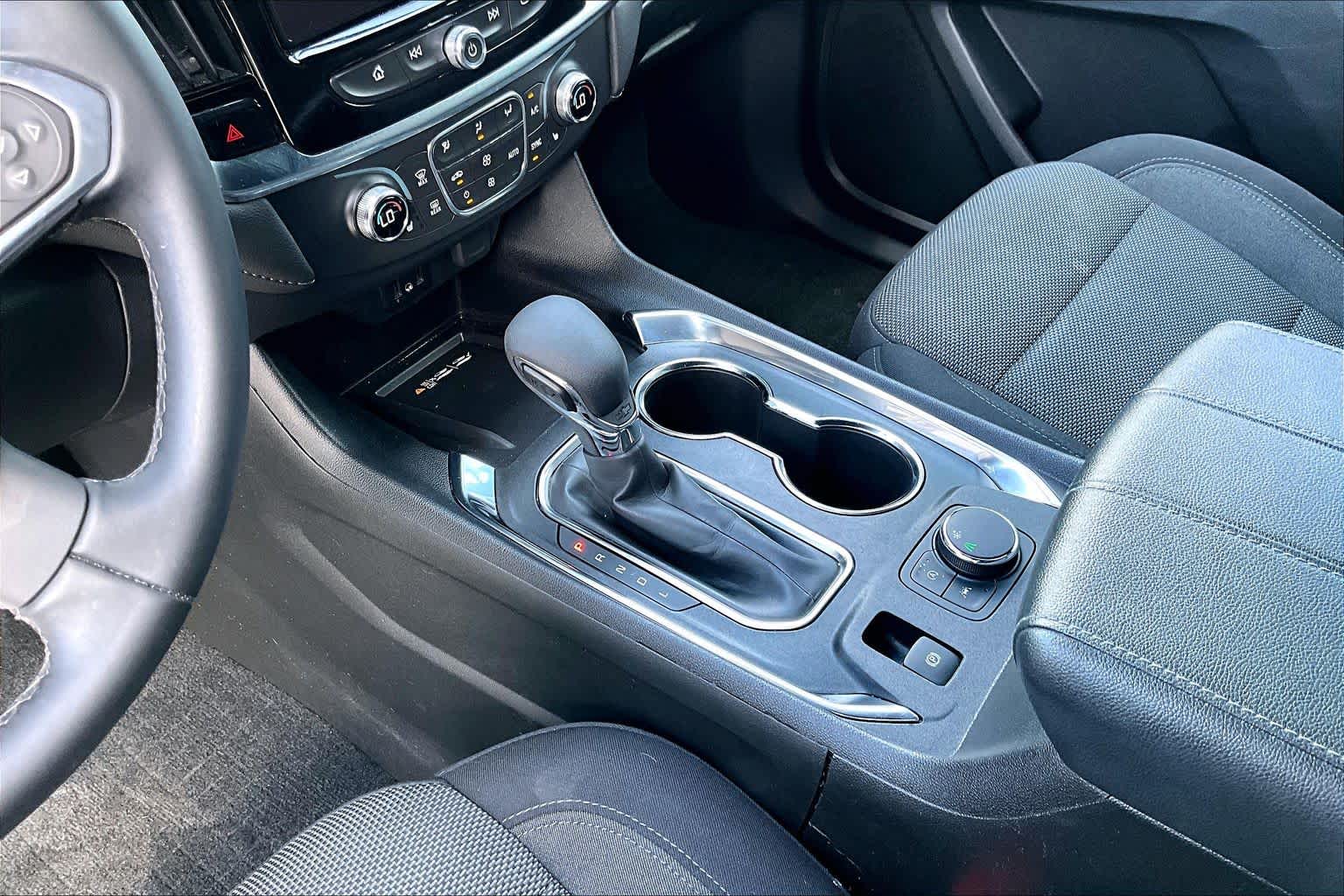 2023 Chevrolet Traverse photo 33 of 72