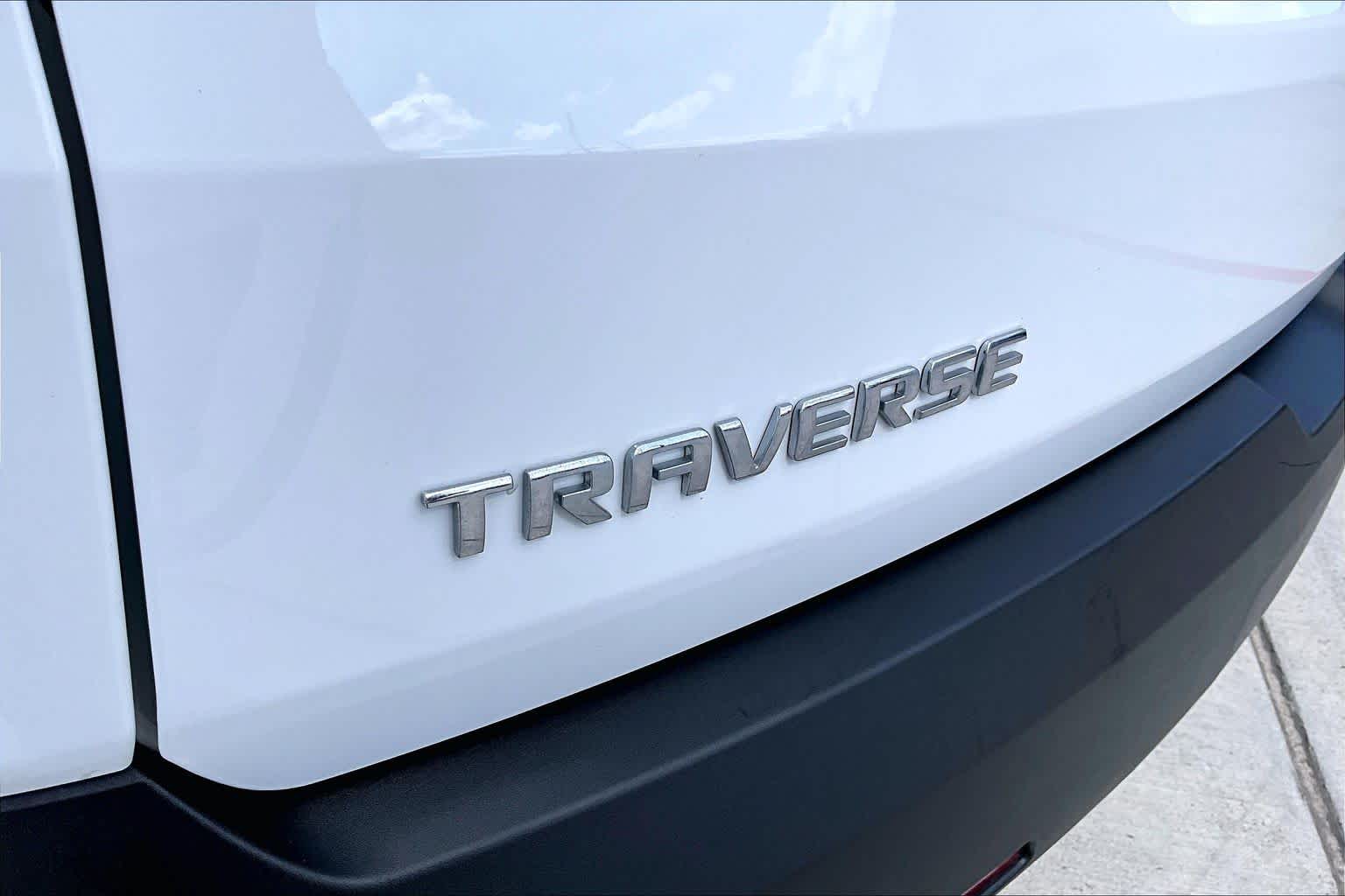 2023 Chevrolet Traverse photo 61 of 72