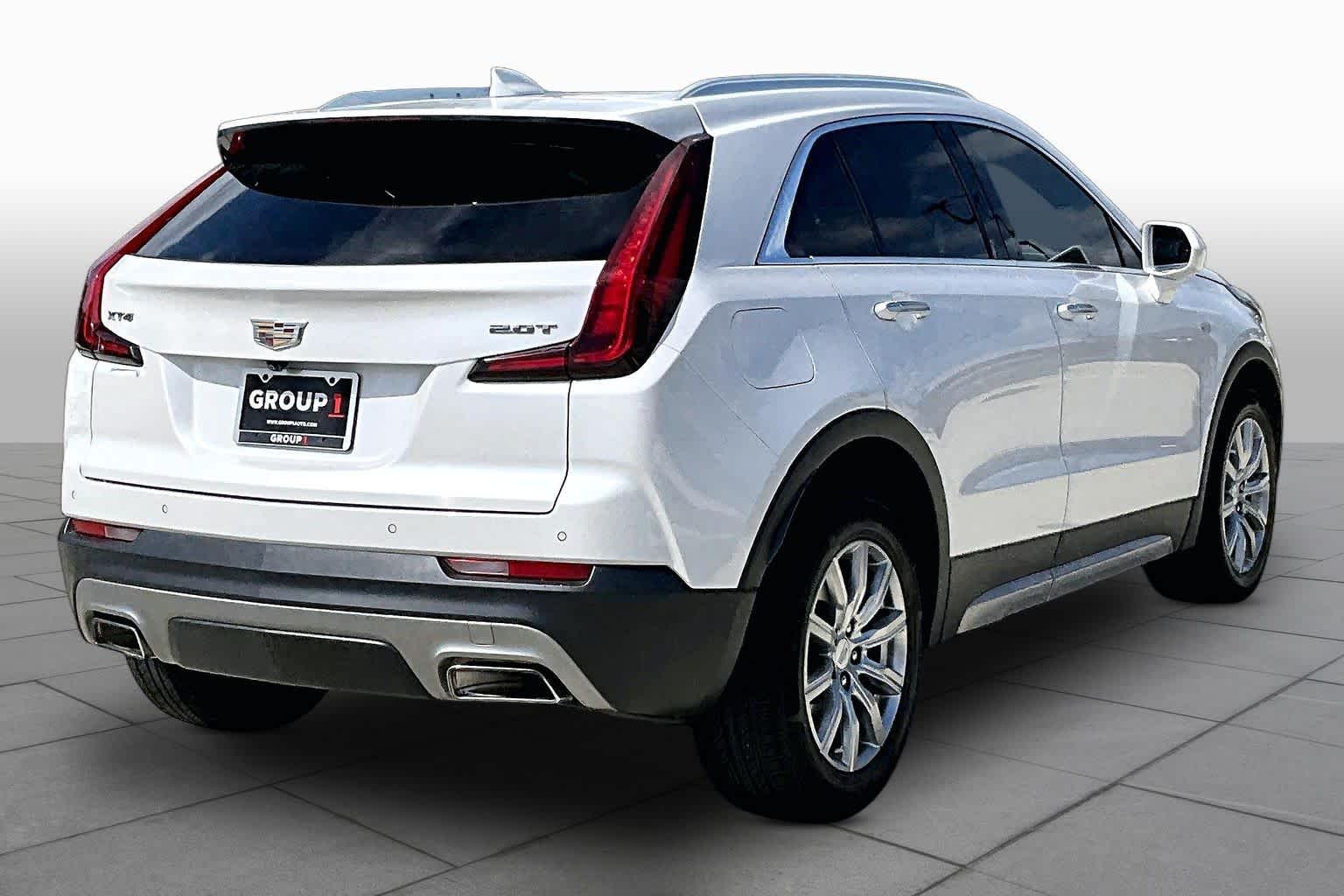 2019 Cadillac XT4 FWD Premium Luxury Crystal White Tricoat at Beck & Masten Kia
