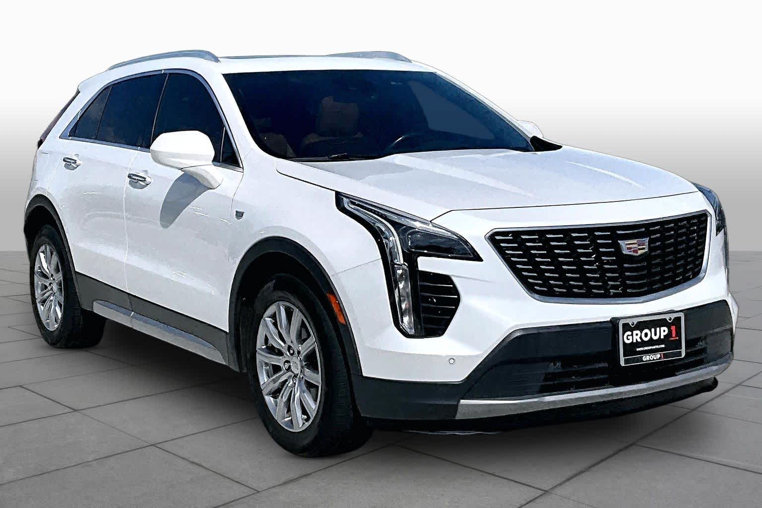 2019 Cadillac XT4 FWD Premium Luxury Crystal White Tricoat at Beck & Masten Kia