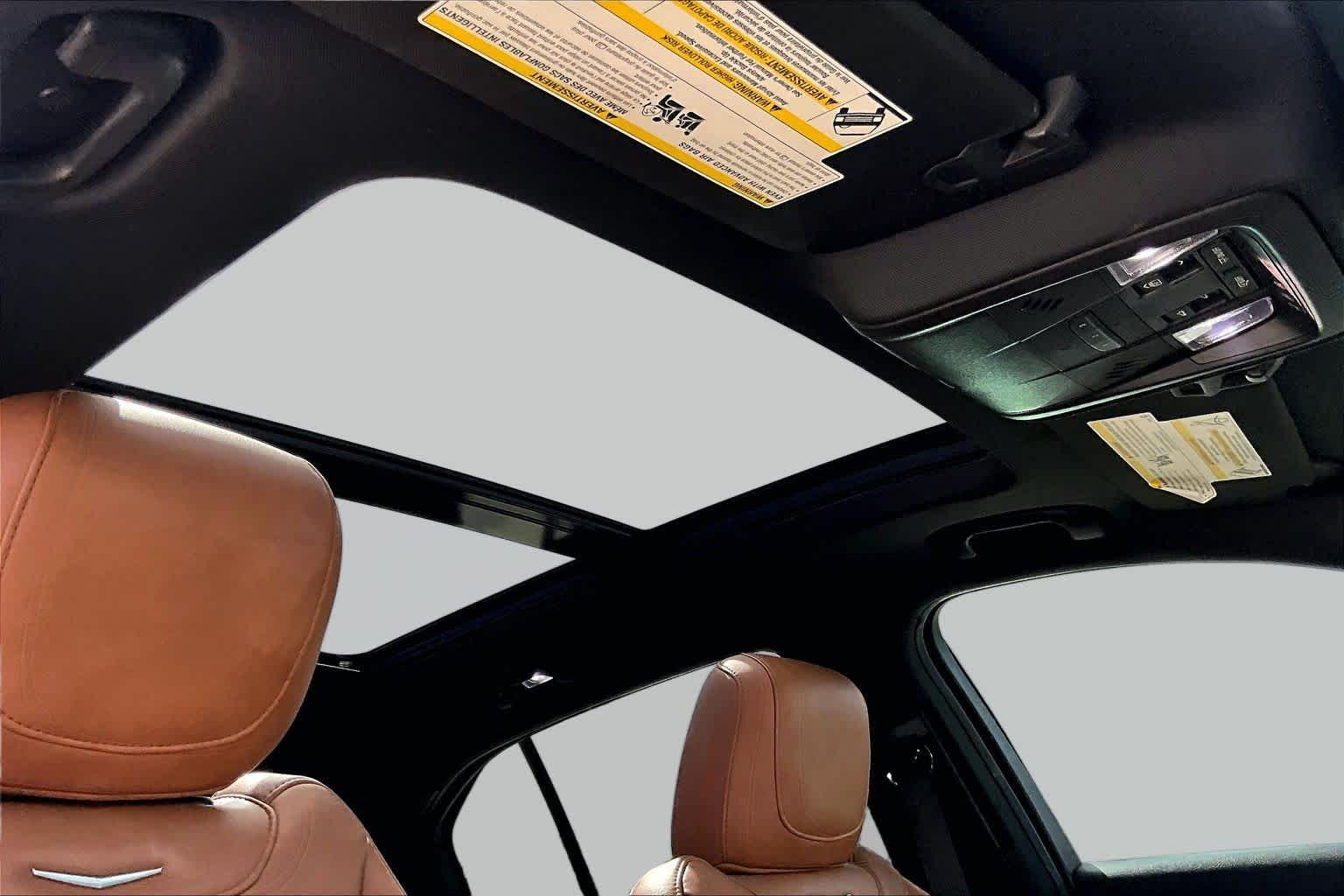 2019 Cadillac XT4 FWD Premium Luxury Crystal White Tricoat at Beck & Masten Kia