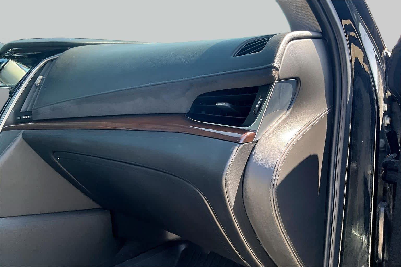 2020 Cadillac Escalade Luxury Black Raven at AutoNation USA Houston