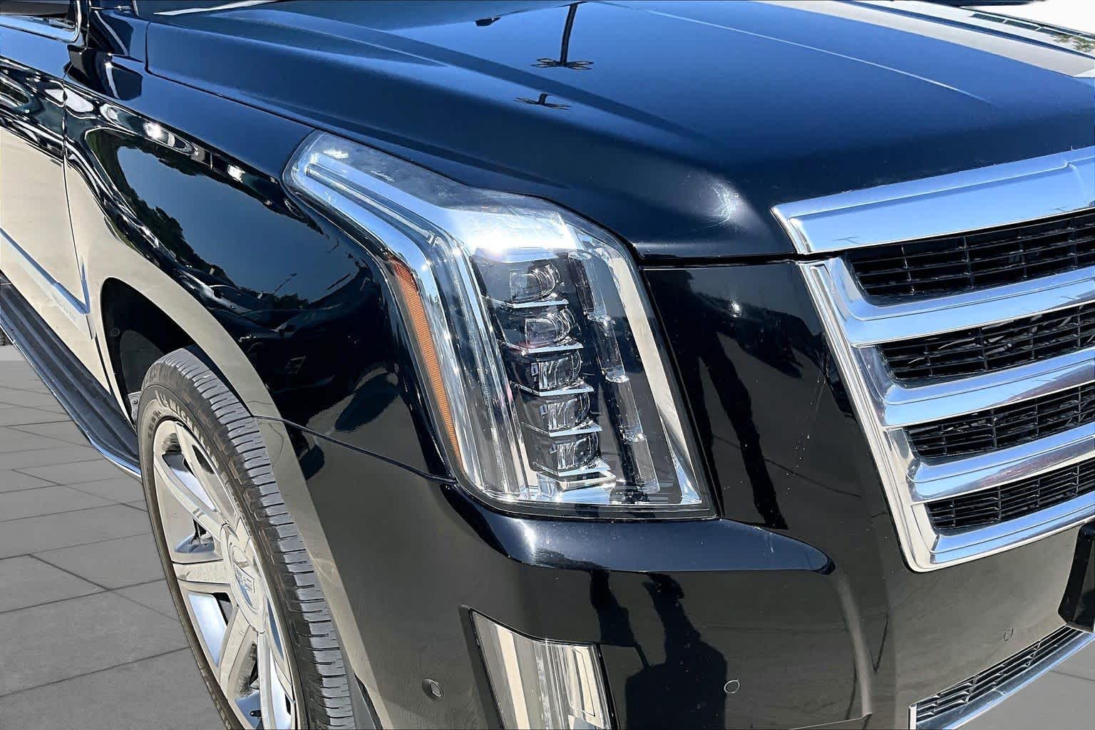 2020 Cadillac Escalade Luxury Black Raven at AutoNation USA Houston