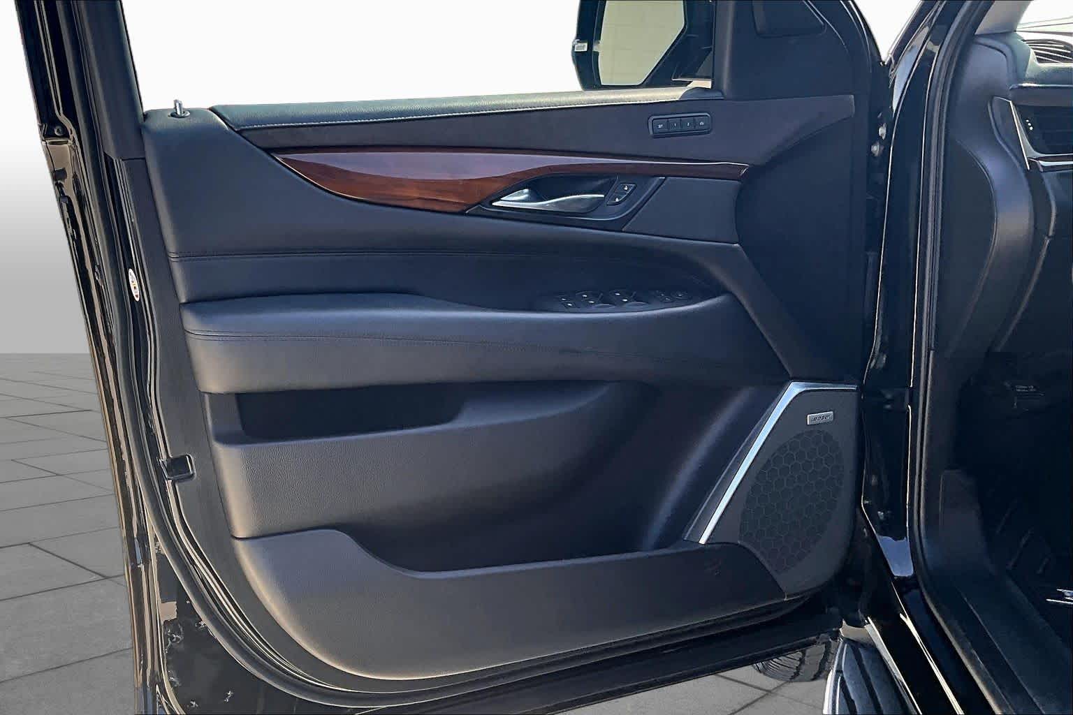 2020 Cadillac Escalade Luxury Black Raven at AutoNation USA Houston