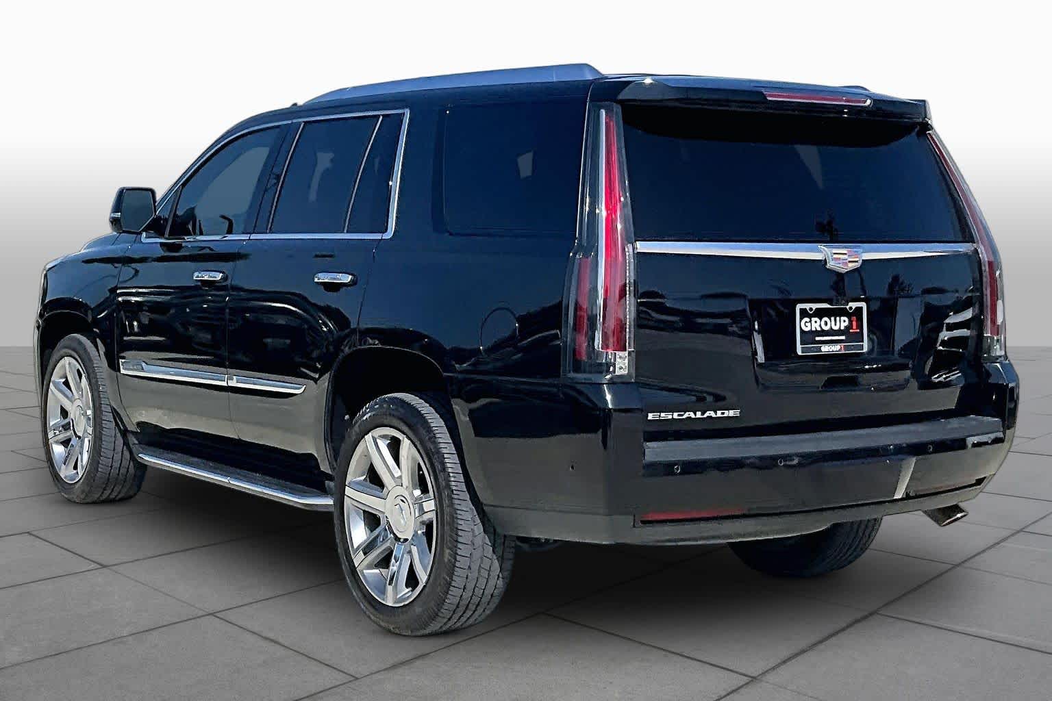 2020 Cadillac Escalade Luxury Black Raven at AutoNation USA Houston