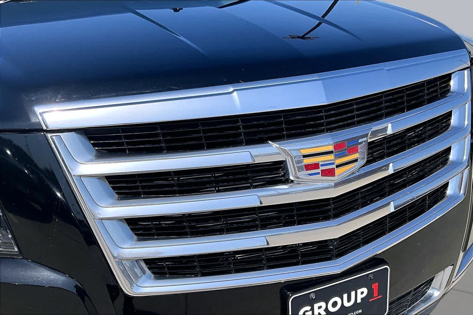 2020 Cadillac Escalade Luxury Black Raven at AutoNation USA Houston