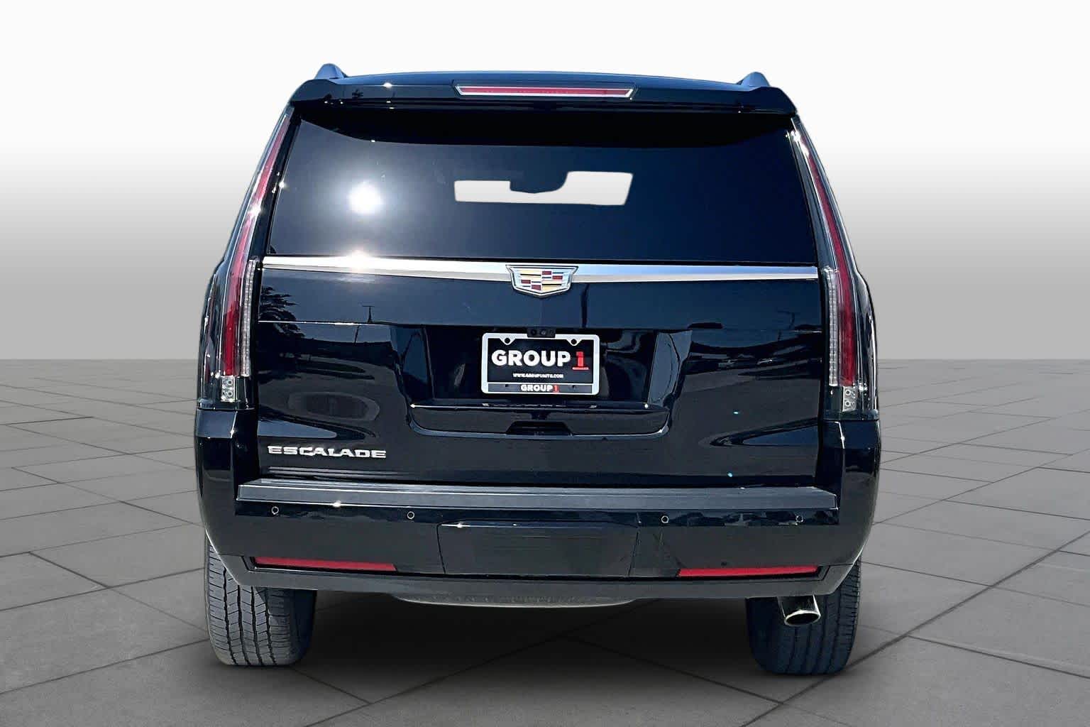 2020 Cadillac Escalade Luxury Black Raven at AutoNation USA Houston
