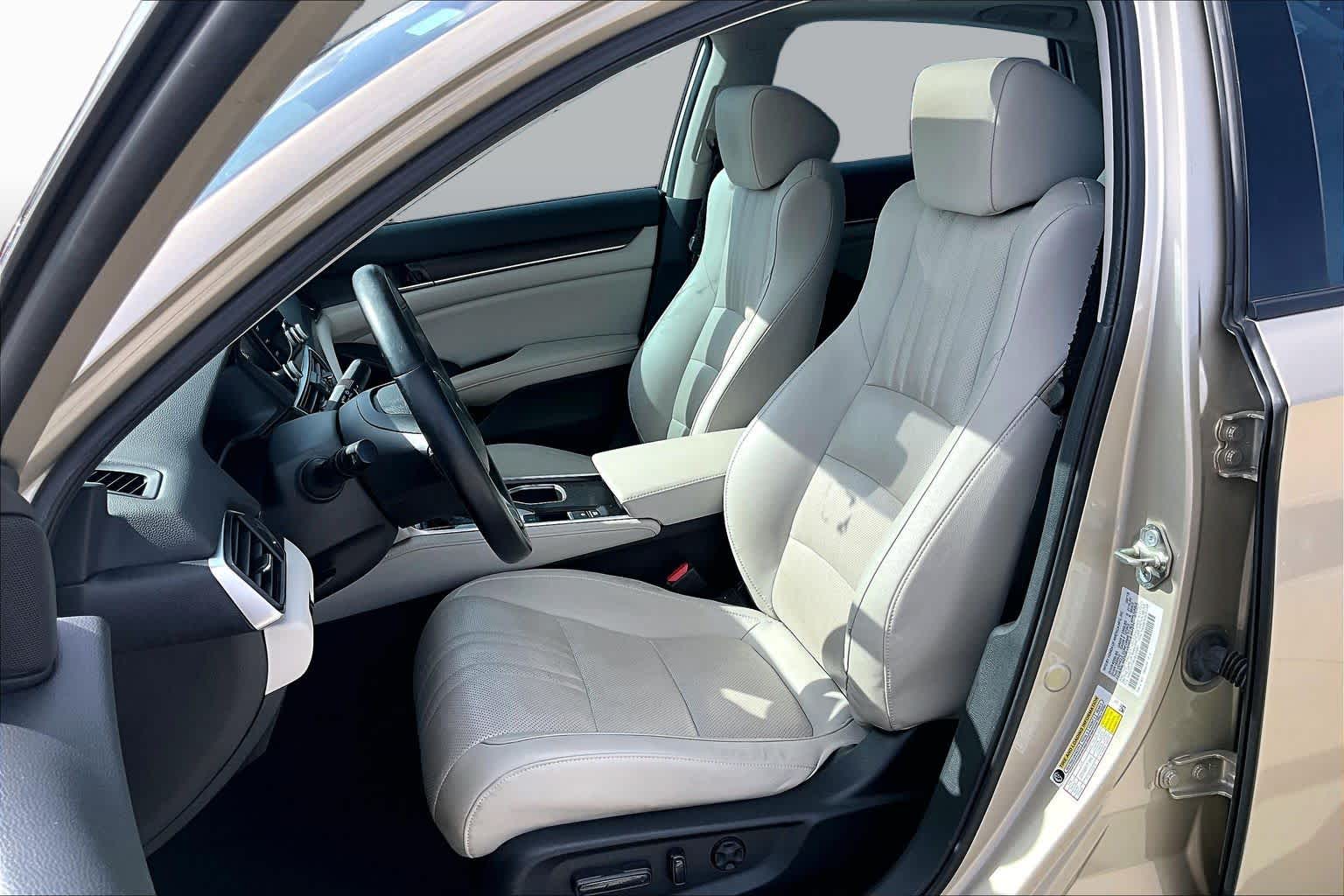 2018 Honda Accord Sedan EX-L 1.5T Champagne Frost Pearl at Westside Kia