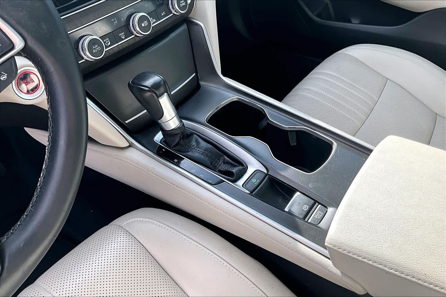 2018 Honda Accord Sedan EX-L 1.5T Champagne Frost Pearl at Westside Kia