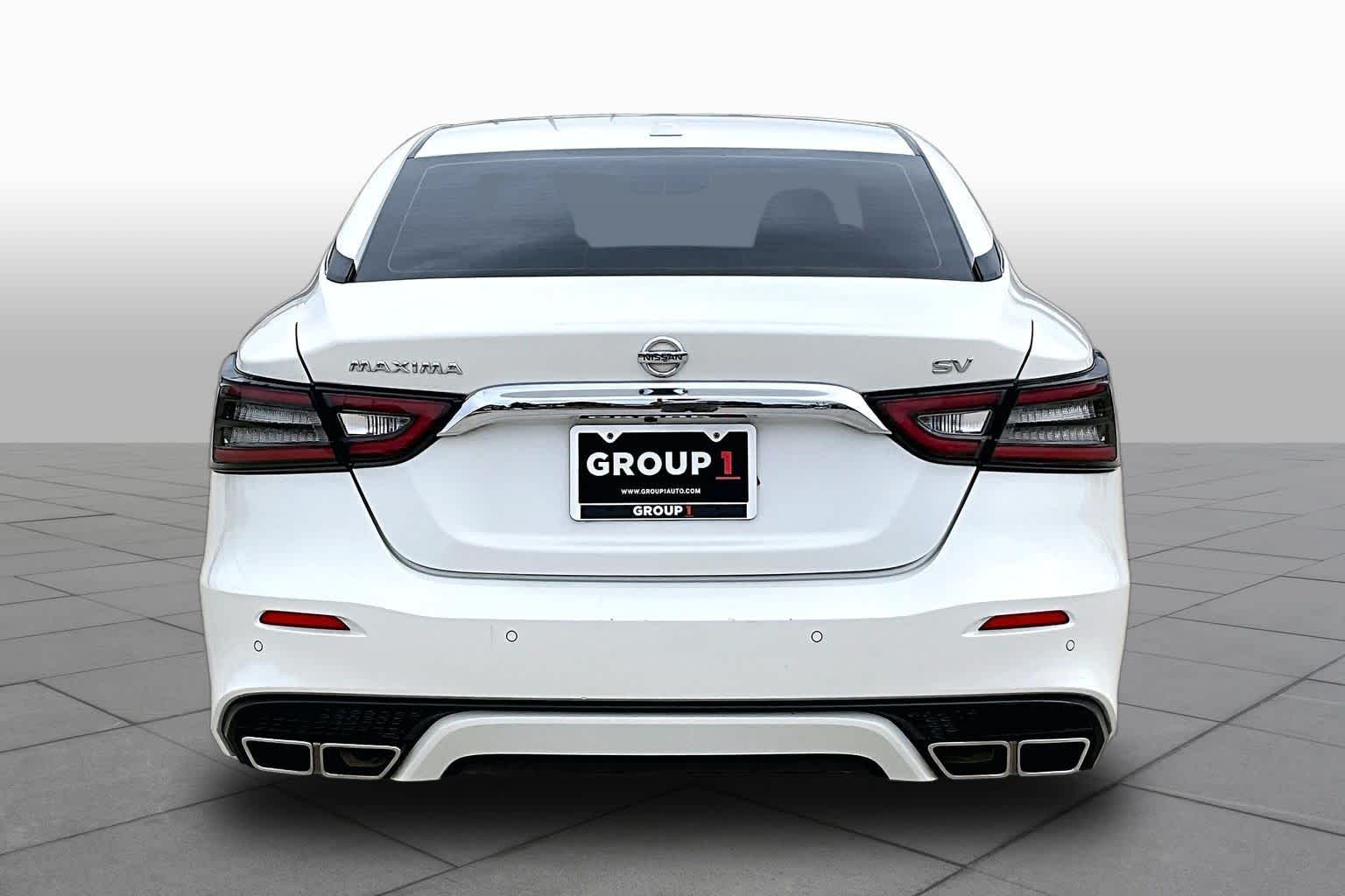 2022 Nissan Maxima SV Pearl White Tricoat at Auto Boutique Texas