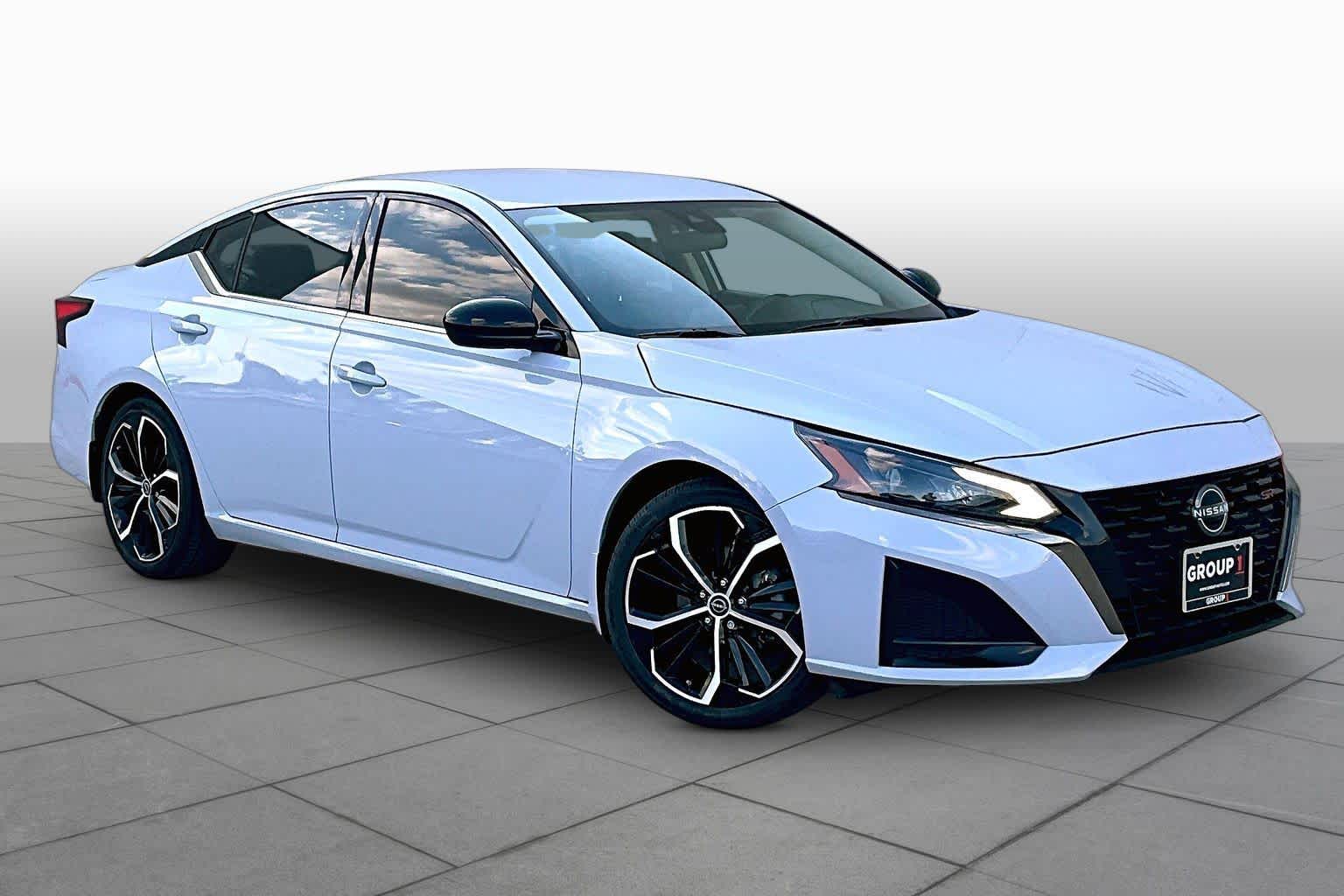 2024 Nissan Altima 2.5 SR - 2