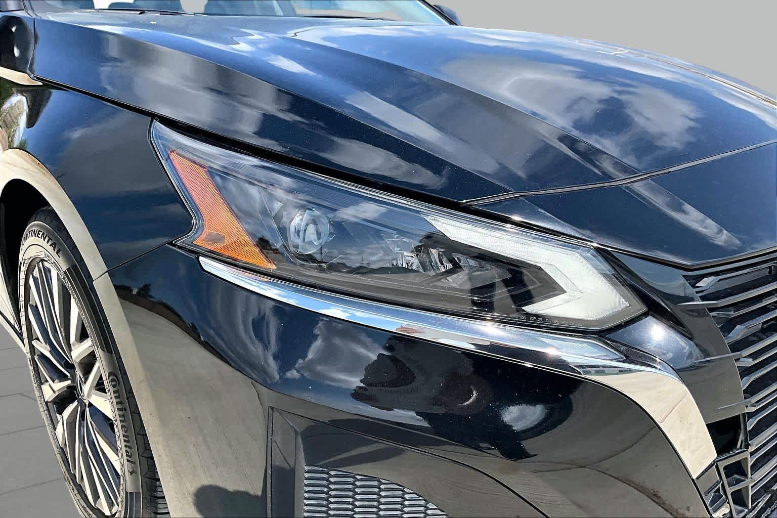 2024 Nissan Altima photo 26 of 32