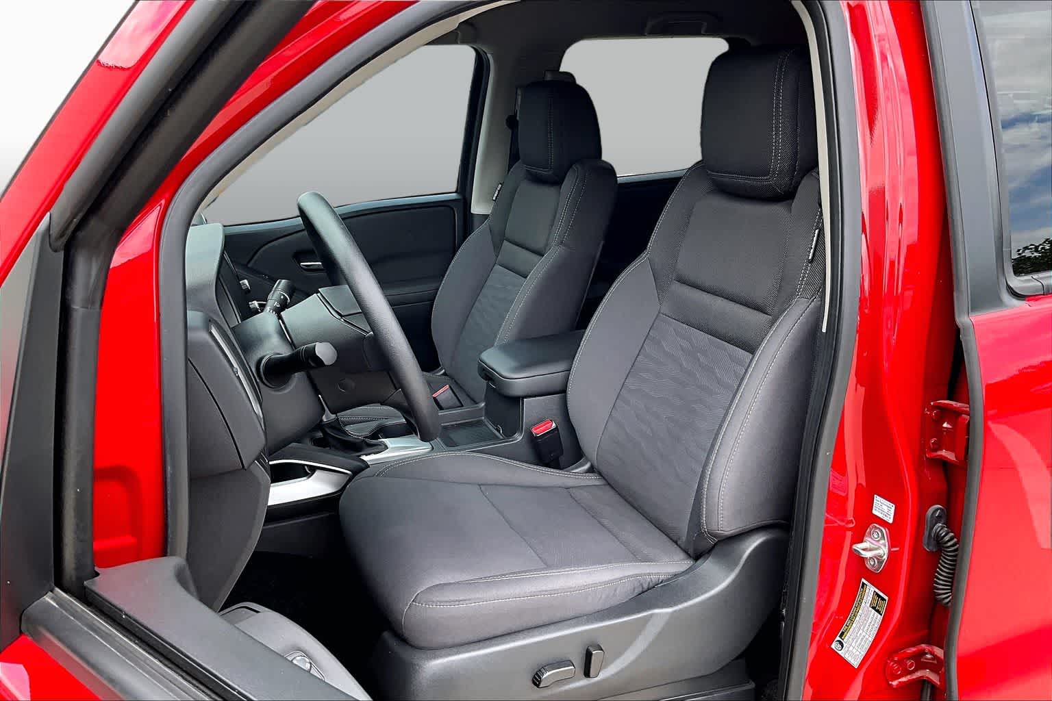 2024 Nissan Frontier SV - 7