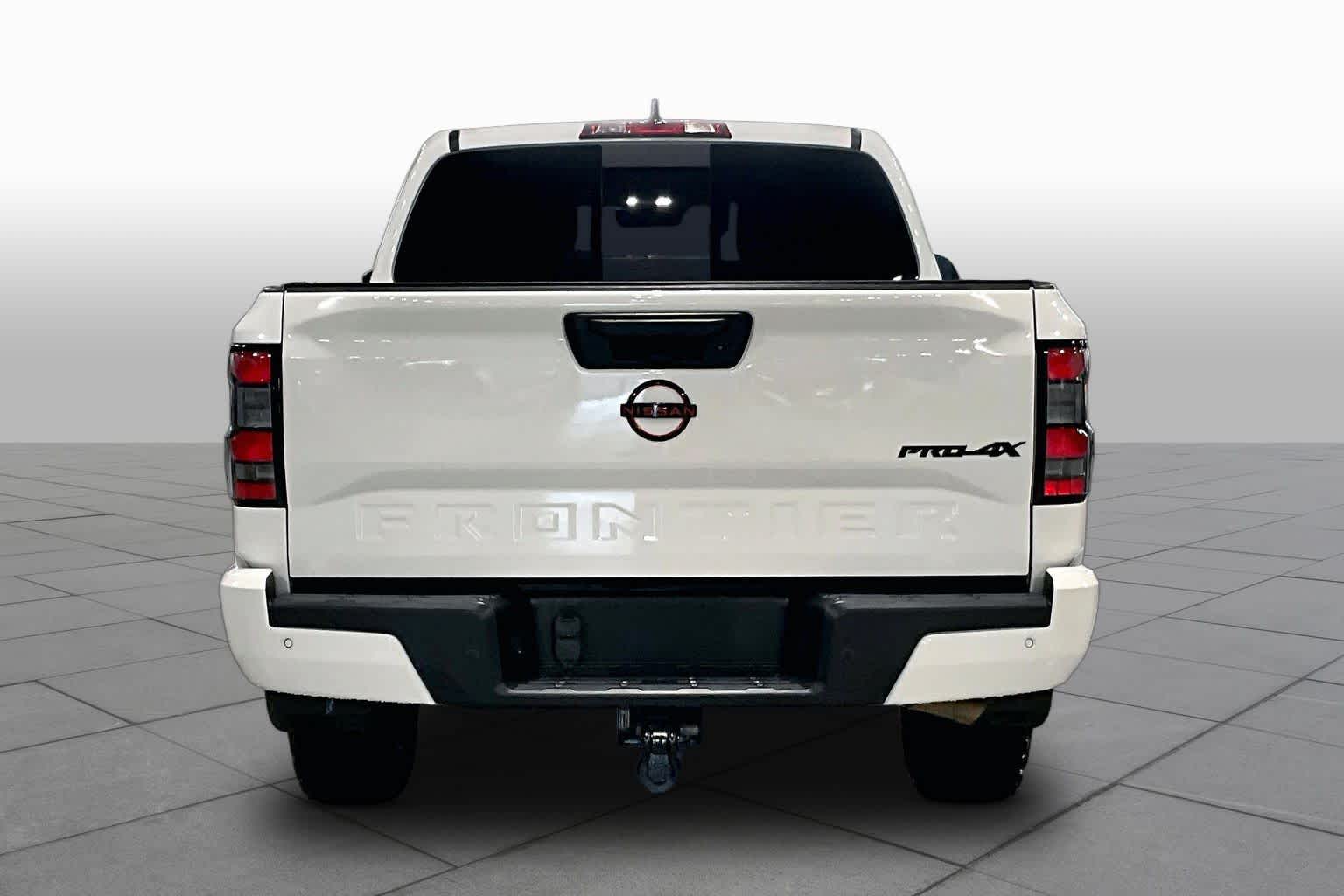 2024 Nissan Frontier PRO-4X Glacier White at Beck & Masten Kia