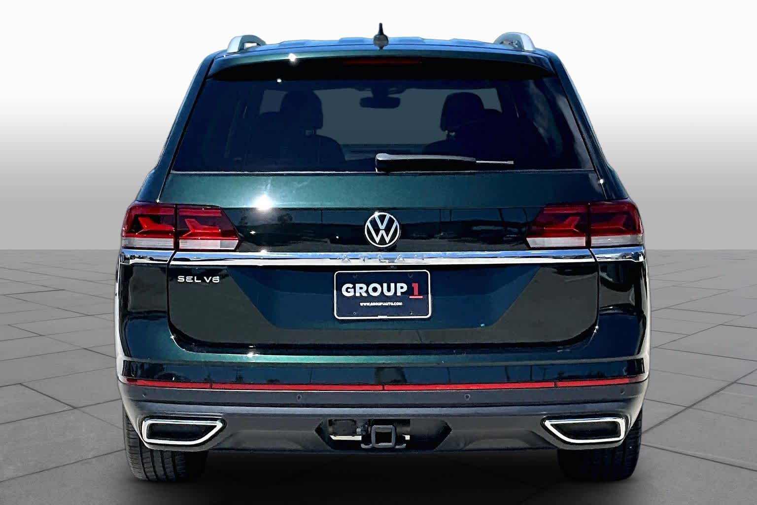 2021 Volkswagen Atlas 3.6L V6 SEL Racing Green at Group 1 Toyota Southwest
