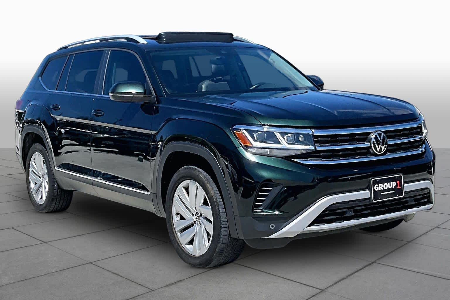 2021 Volkswagen Atlas 3.6L V6 SEL Racing Green at Group 1 Toyota Southwest
