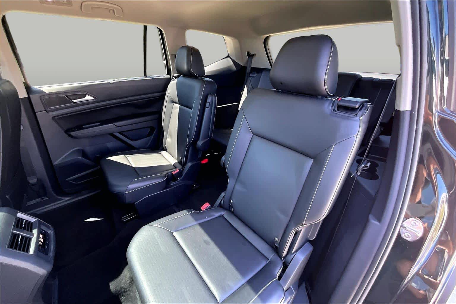 2021 Volkswagen Atlas 3.6L V6 SEL Racing Green at Group 1 Toyota Southwest