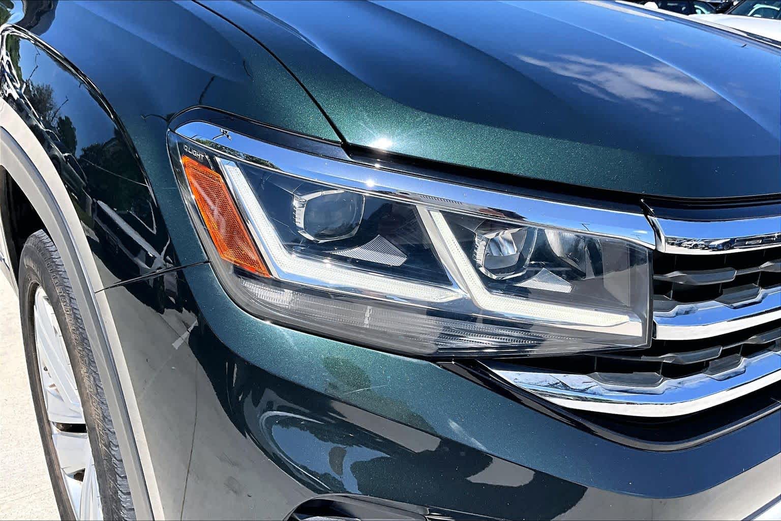 2021 Volkswagen Atlas 3.6L V6 SEL Racing Green at Group 1 Toyota Southwest