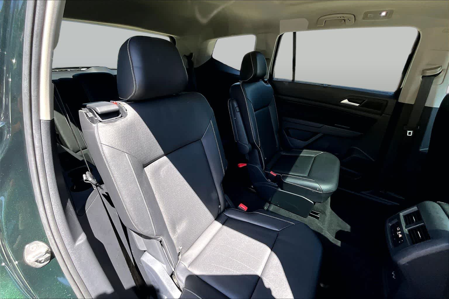 2021 Volkswagen Atlas 3.6L V6 SEL Racing Green at Group 1 Toyota Southwest