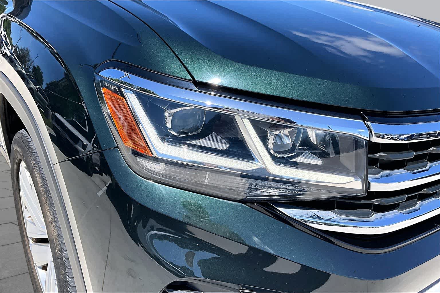 2021 Volkswagen Atlas 3.6L V6 SEL Racing Green at Group 1 Toyota Southwest