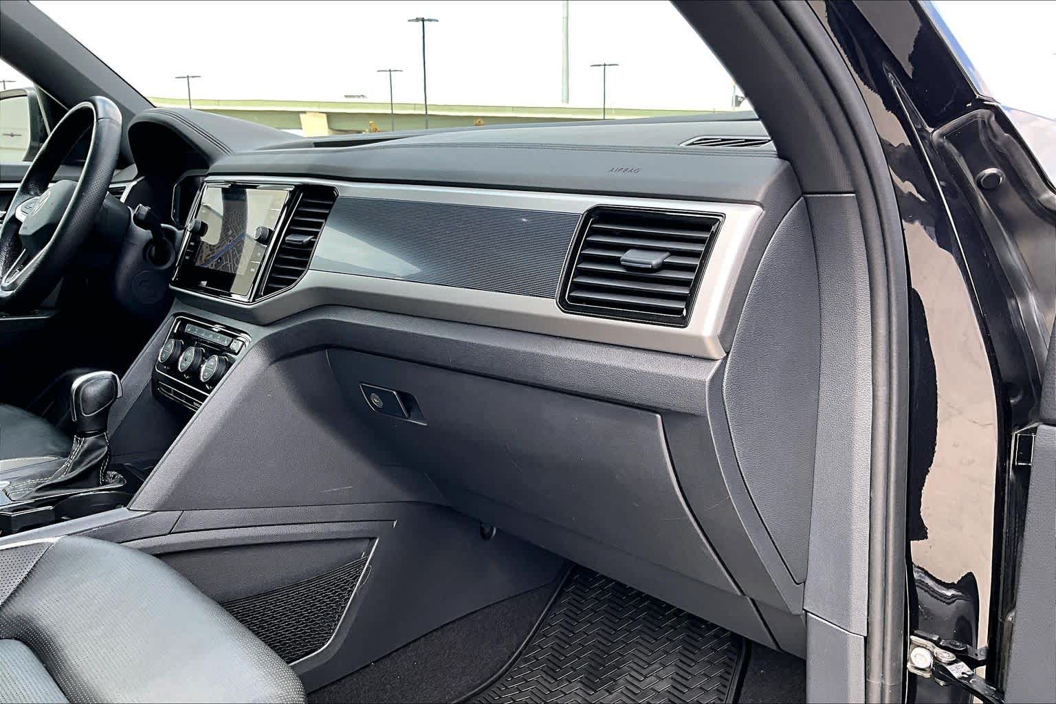 2023 Volkswagen Atlas Cross Sport 3.6L V6 SEL Premium R-Line Deep Black Pearl at HGreg Houston