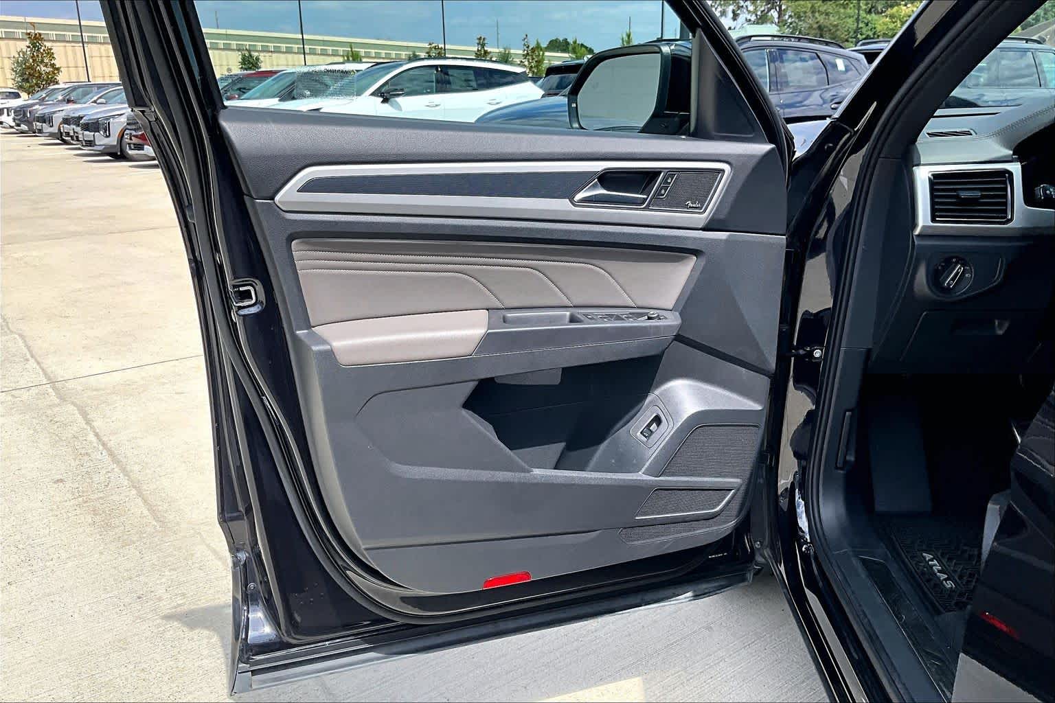 2023 Volkswagen Atlas Cross Sport 3.6L V6 SEL Premium R-Line Deep Black Pearl at HGreg Houston