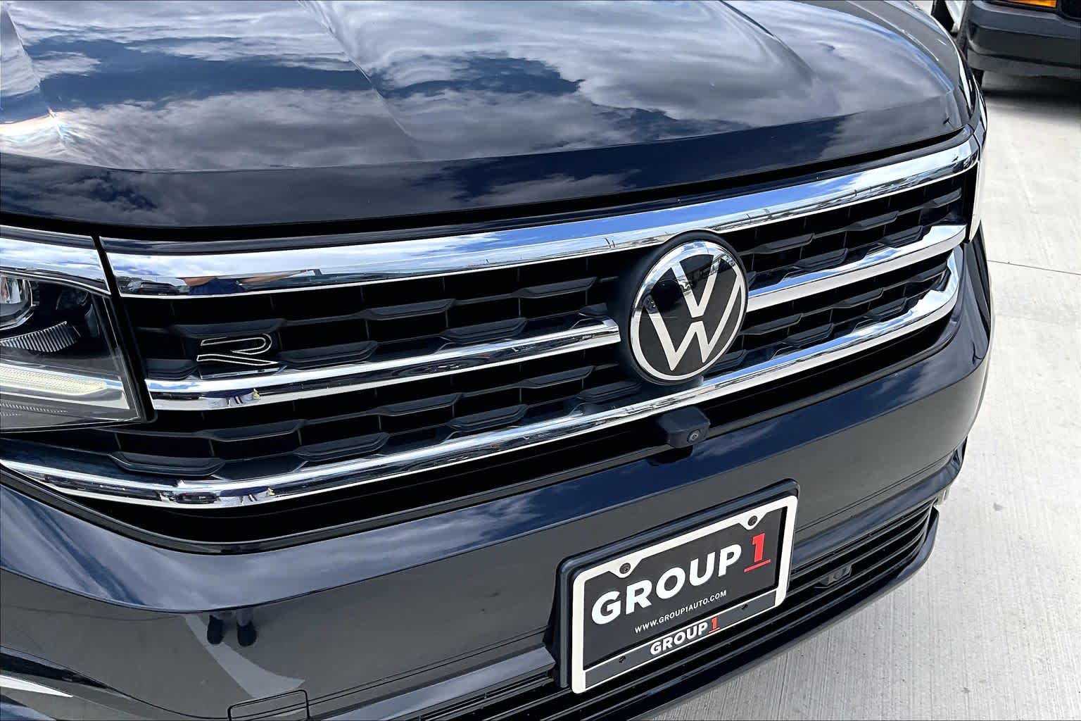 2023 Volkswagen Atlas Cross Sport 3.6L V6 SEL Premium R-Line Deep Black Pearl at HGreg Houston