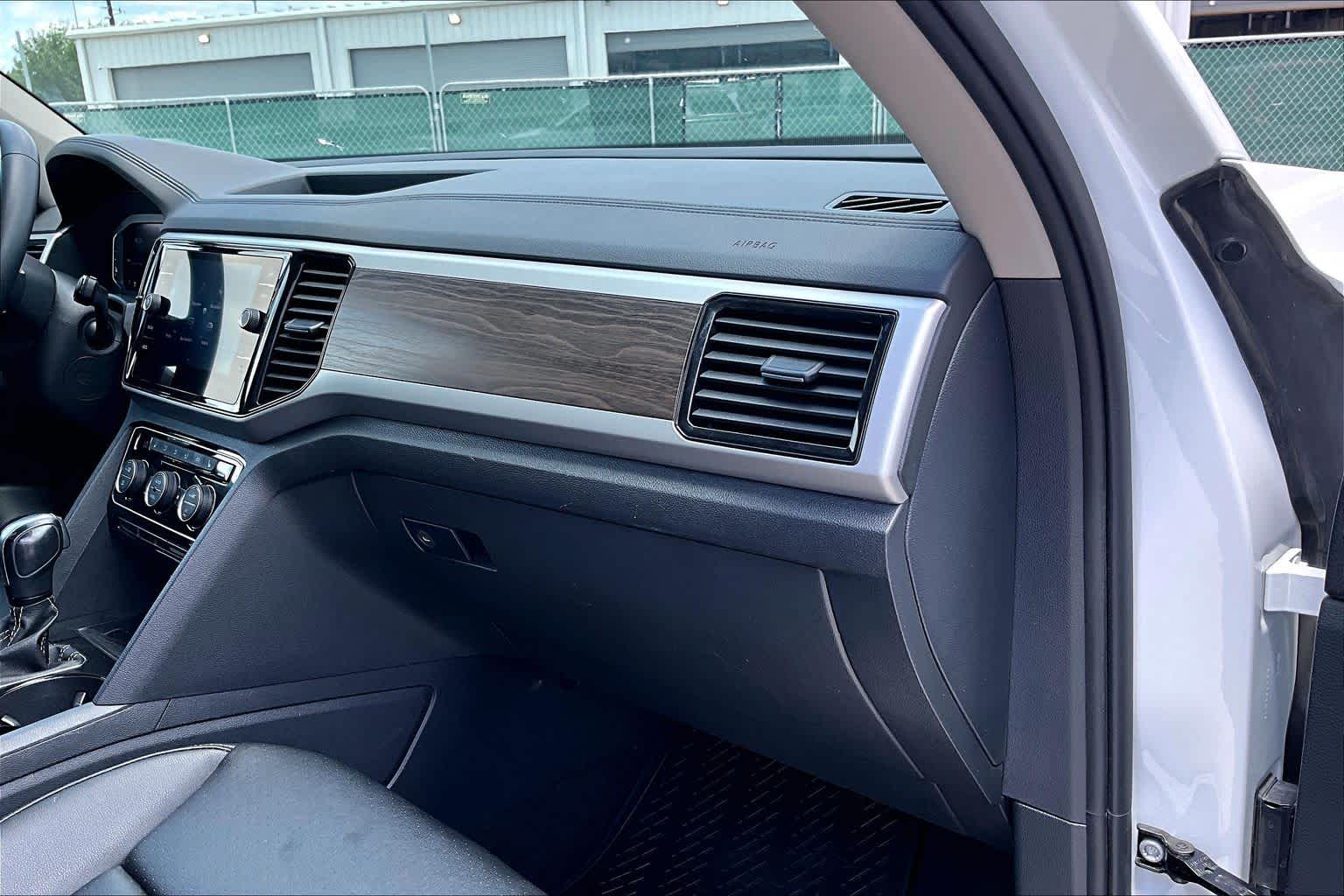 2023 Volkswagen Atlas 2.0T SE w/Technology Pure White at AutoNation Toyota Gulf Fwy