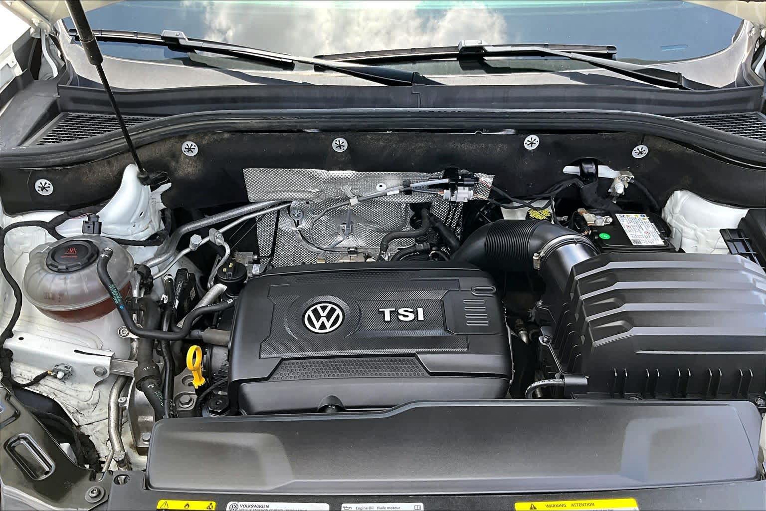 2023 Volkswagen Atlas 2.0T SE w/Technology Pure White at AutoNation Toyota Gulf Fwy