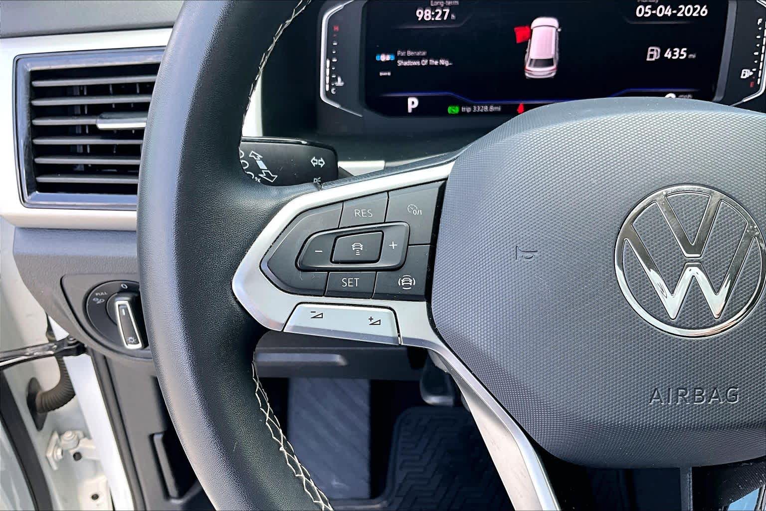 2023 Volkswagen Atlas 2.0T SE w/Technology Pure White at AutoNation Toyota Gulf Fwy
