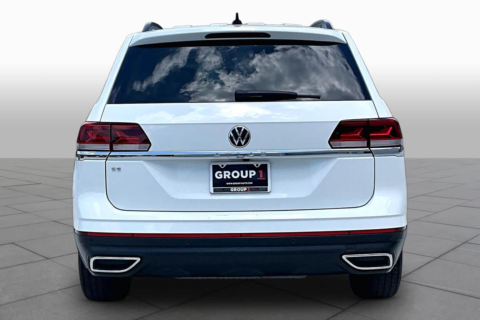 2023 Volkswagen Atlas 2.0T SE w/Technology Pure White at AutoNation Toyota Gulf Fwy
