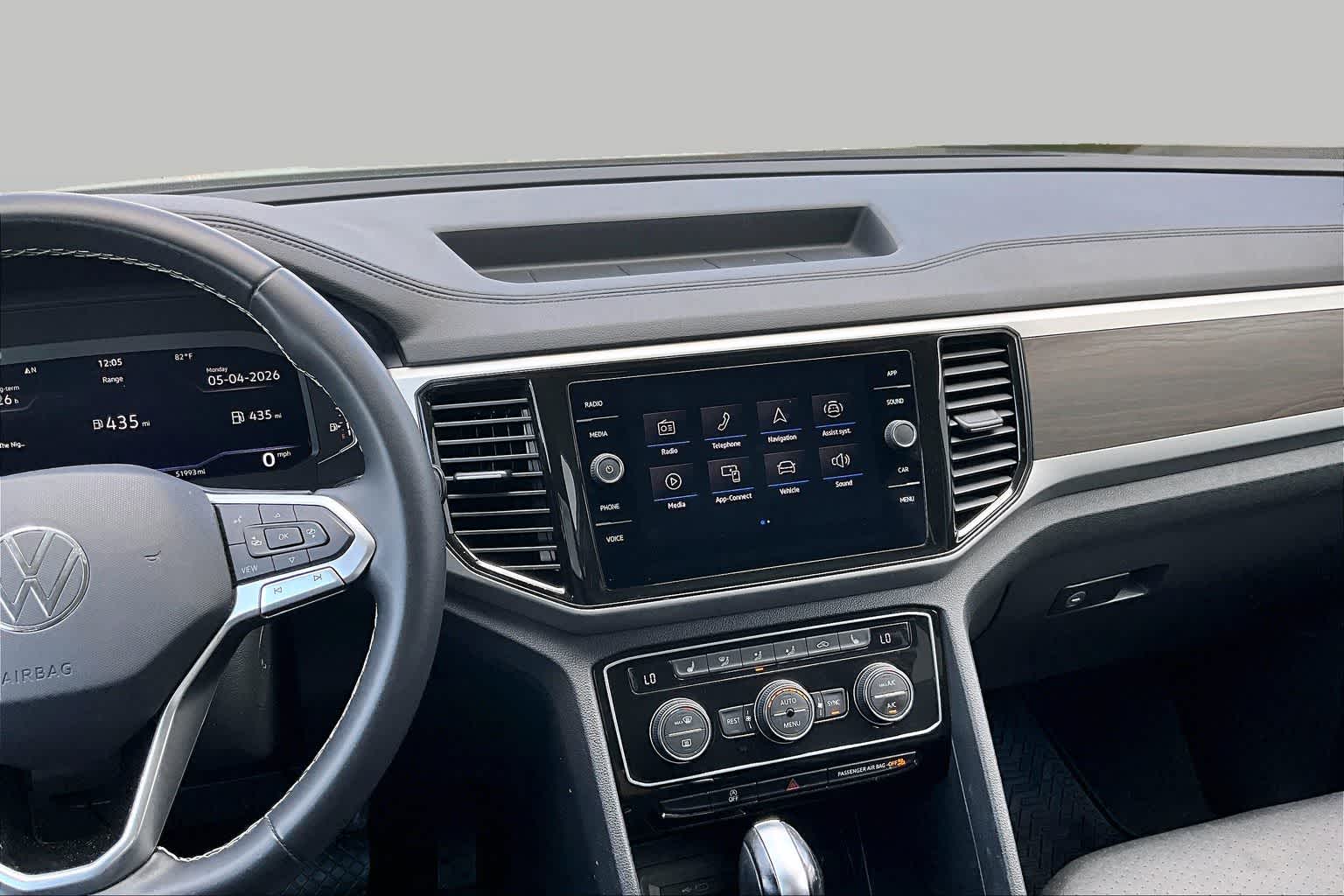 2023 Volkswagen Atlas 2.0T SE w/Technology - 6