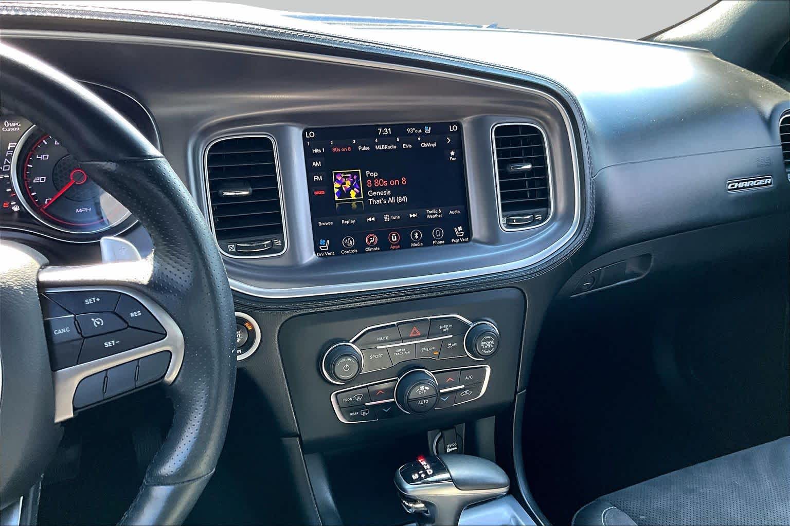 2019 Dodge Charger photo 7 of 33