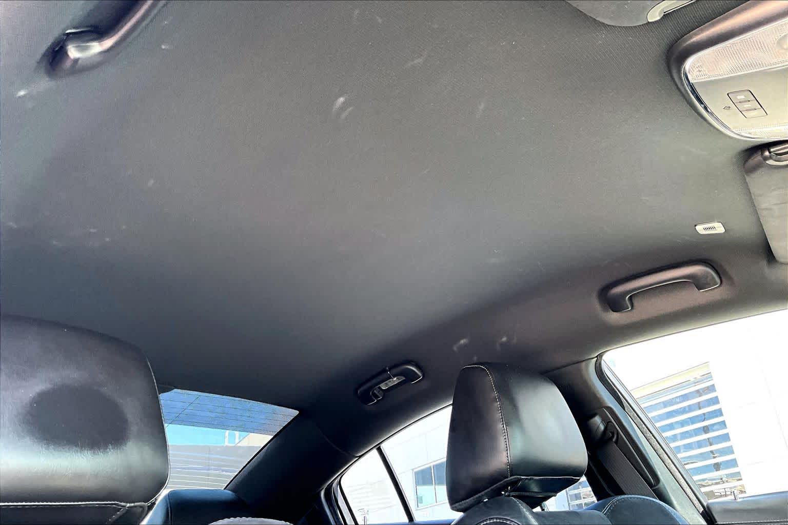 2019 Dodge Charger photo 13 of 33