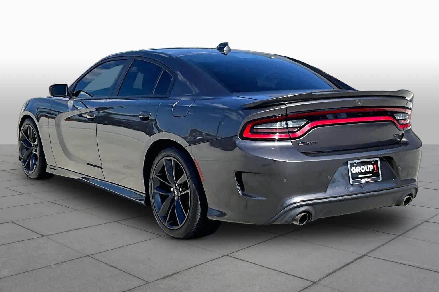 2019 Dodge Charger photo 11 of 33