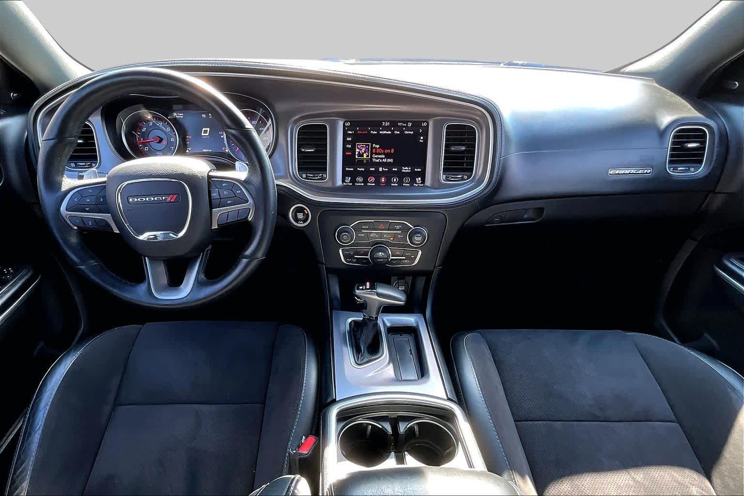 2019 Dodge Charger photo 14 of 33