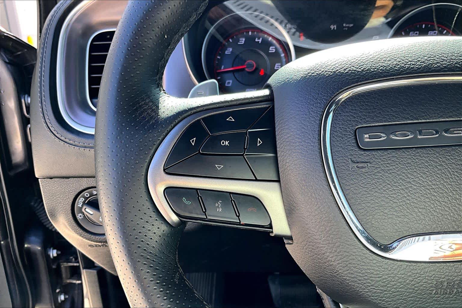 2019 Dodge Charger photo 22 of 33