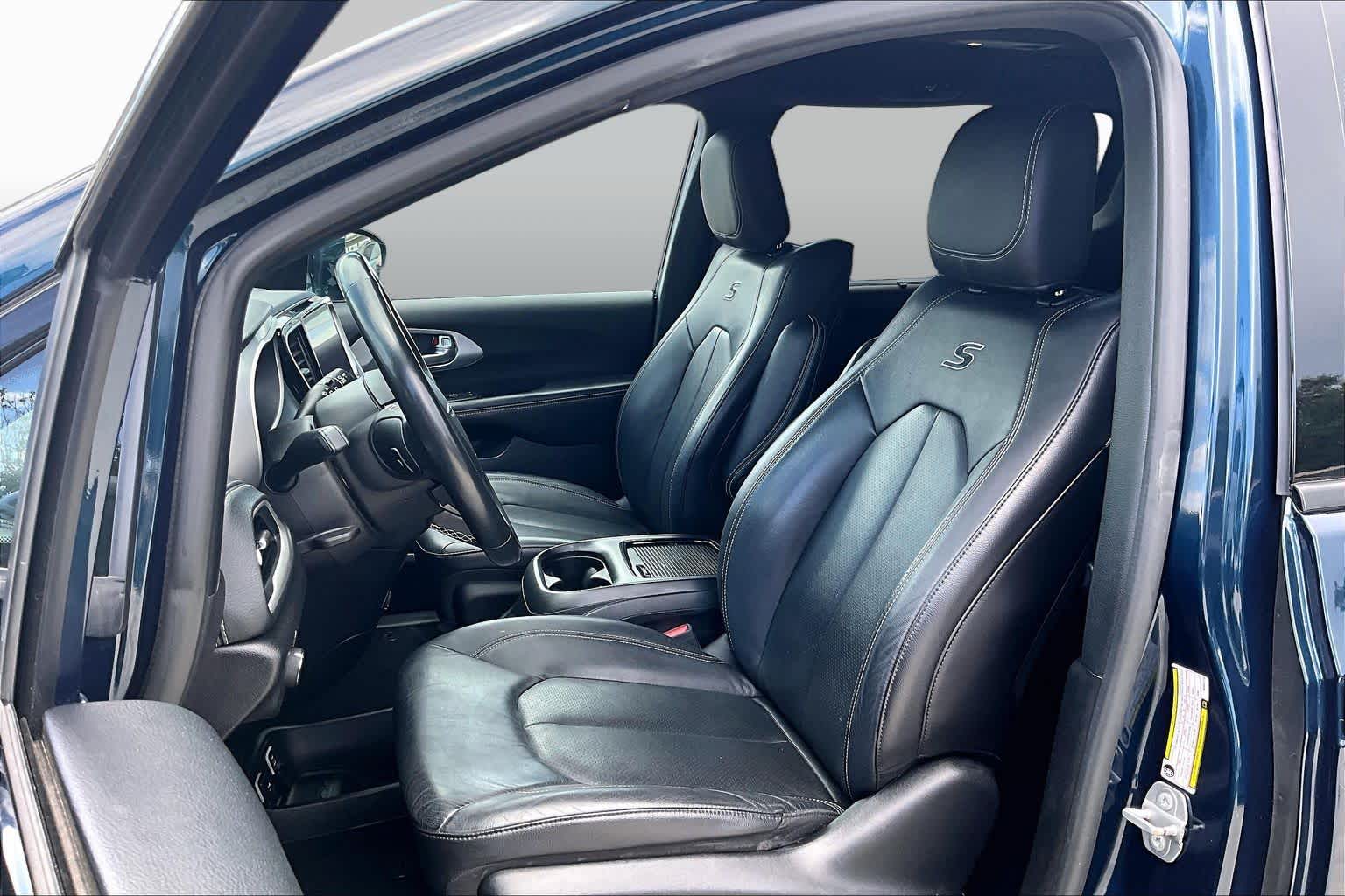 2021 Chrysler Pacifica Touring L Fathom Blue Pearlcoat at AutoNation Chevrolet Gulf Fwy