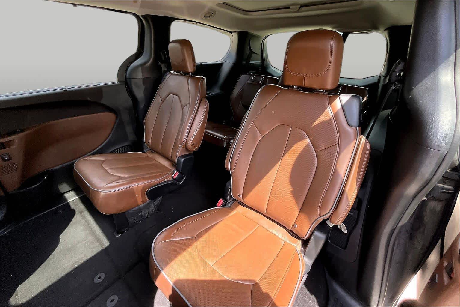 2017 Chrysler Pacifica Limited Dark Cordovan Pearlcoat at AutoNation USA Katy