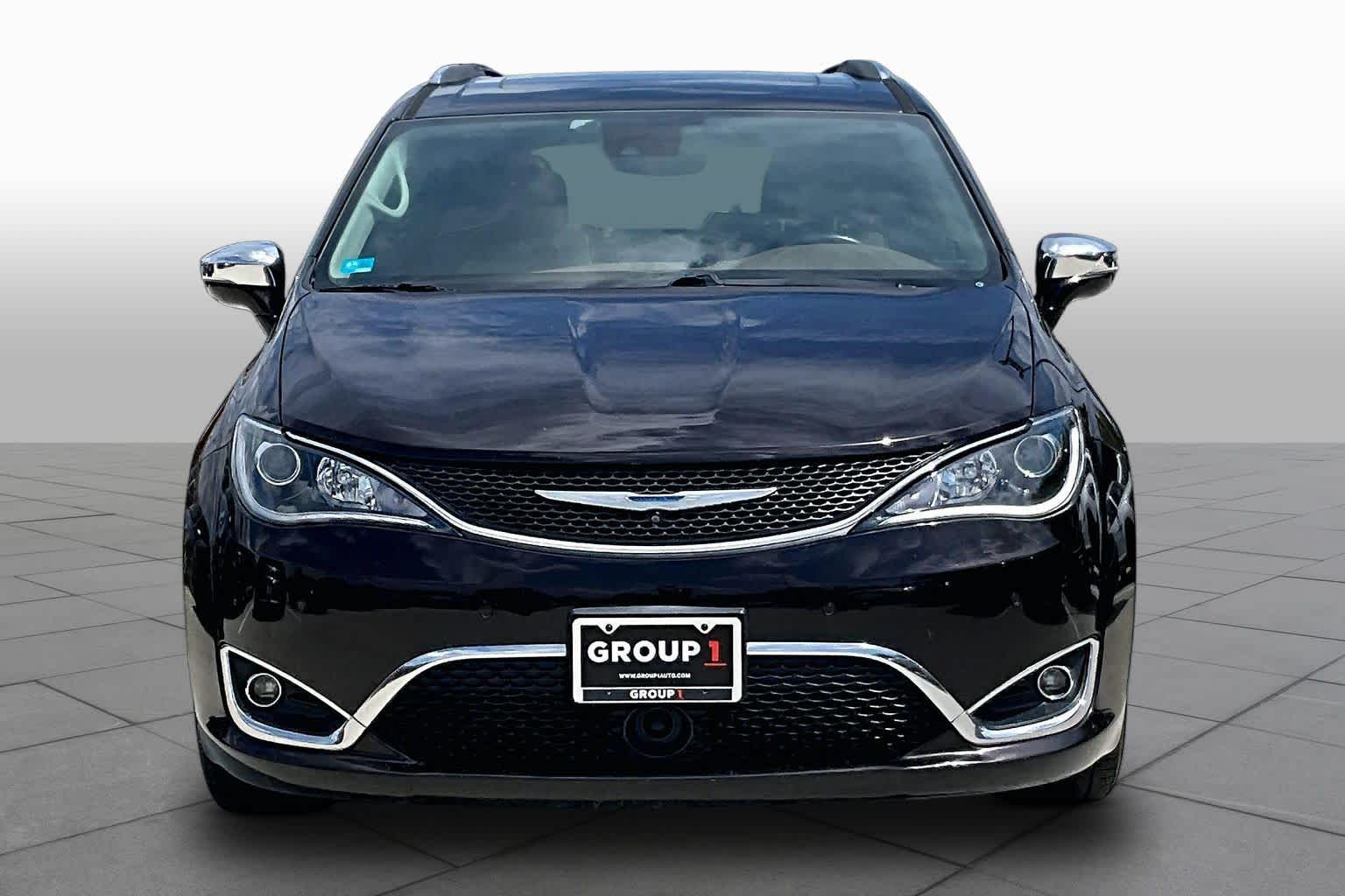 2017 Chrysler Pacifica Limited Dark Cordovan Pearlcoat at AutoNation USA Katy