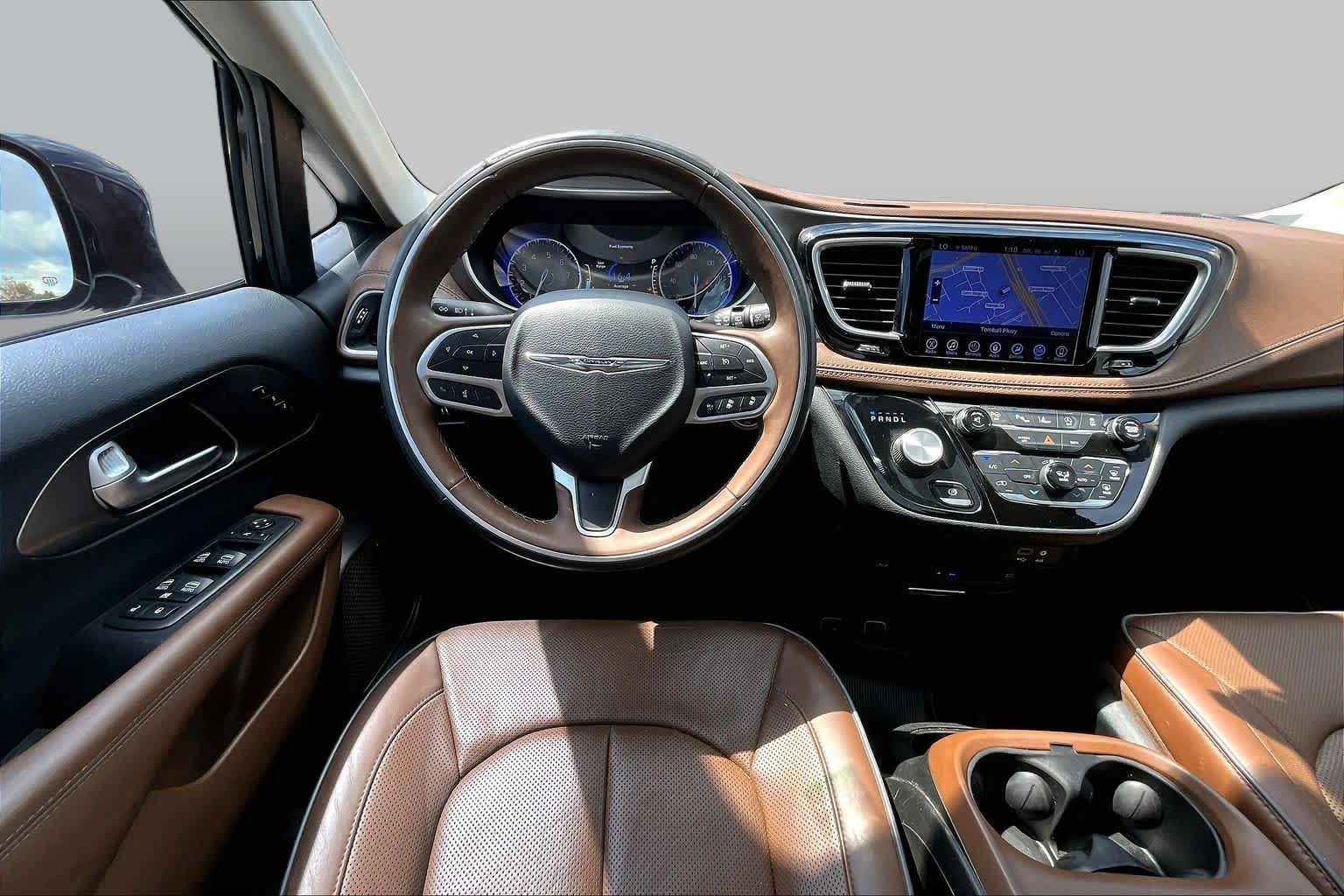 2017 Chrysler Pacifica Limited Dark Cordovan Pearlcoat at AutoNation USA Katy