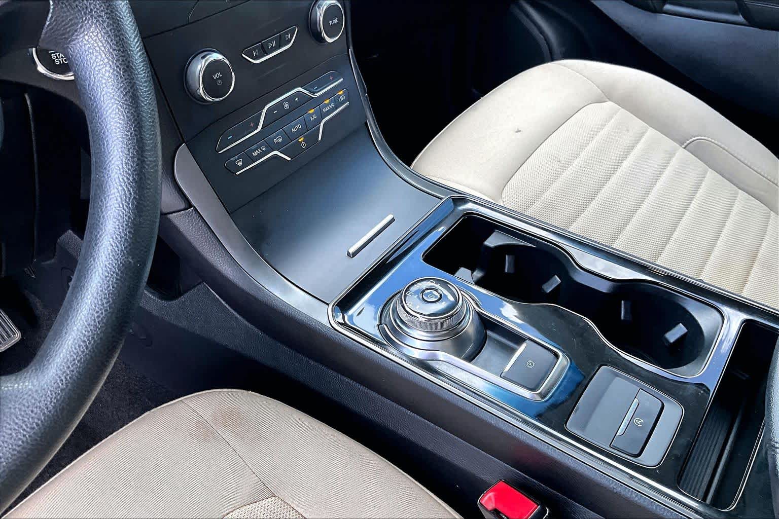 2020 Ford Edge SE Agate Black at Tomball Ford