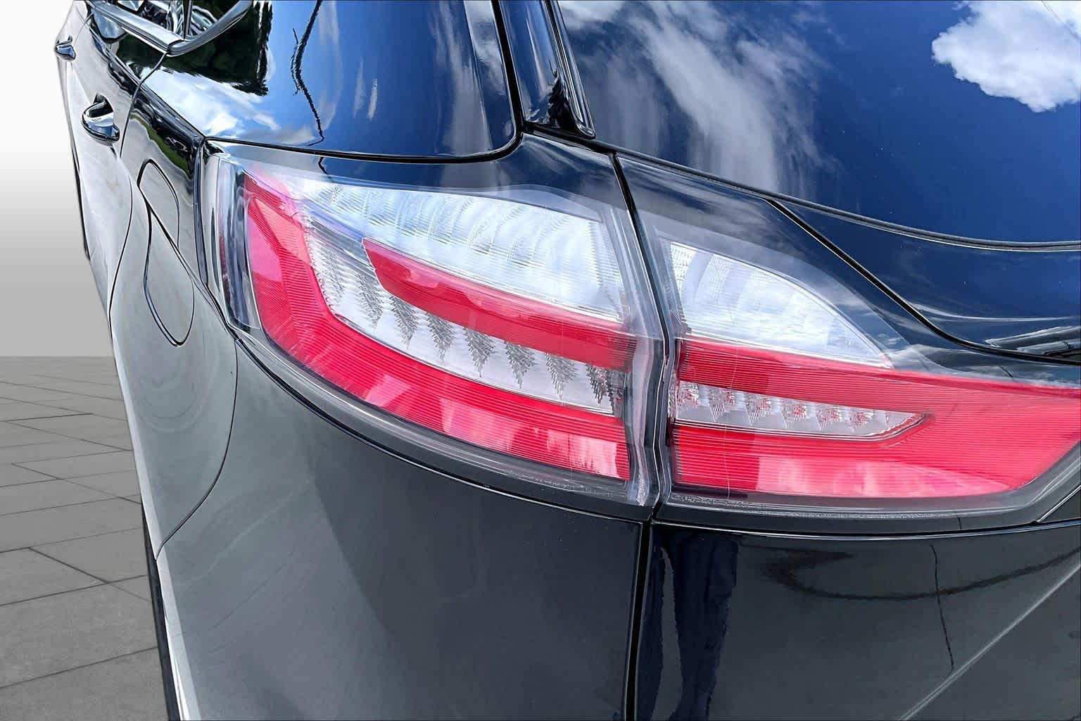 2020 Ford Edge SE Agate Black at Tomball Ford