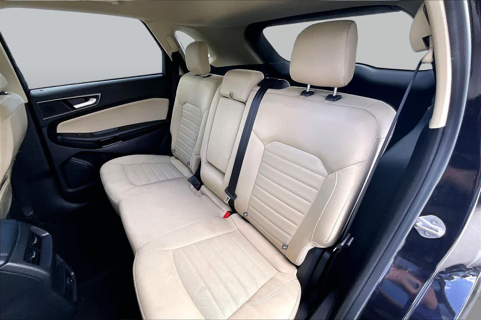 2020 Ford Edge SE Agate Black at Tomball Ford