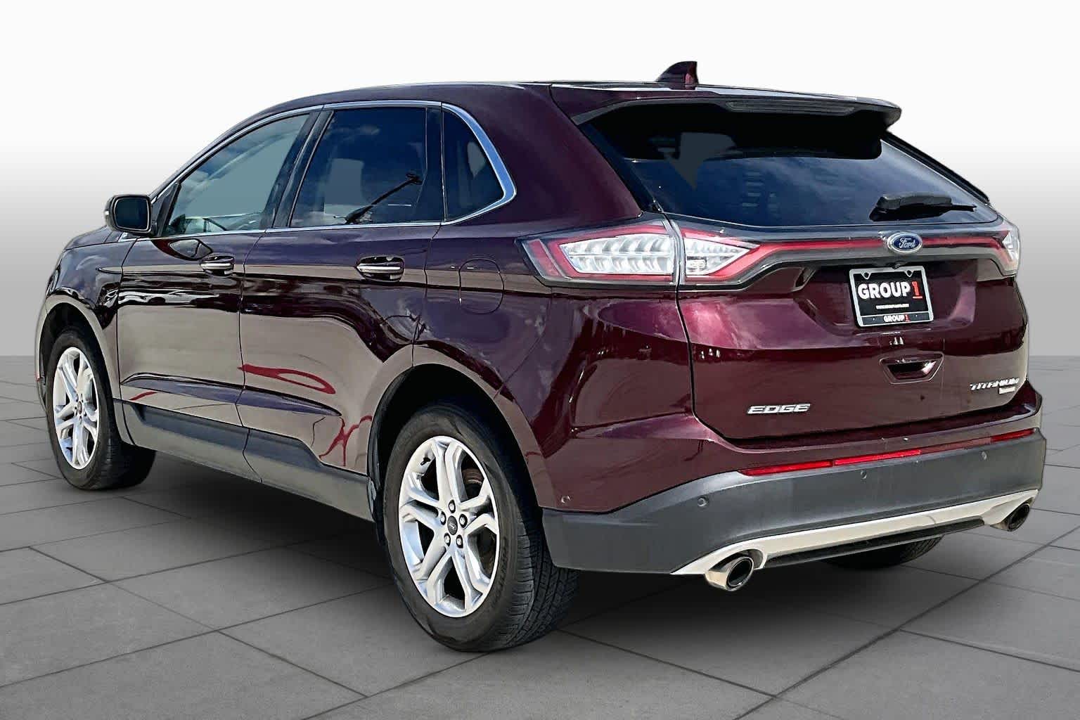 2018 Ford Edge photo 10 of 32