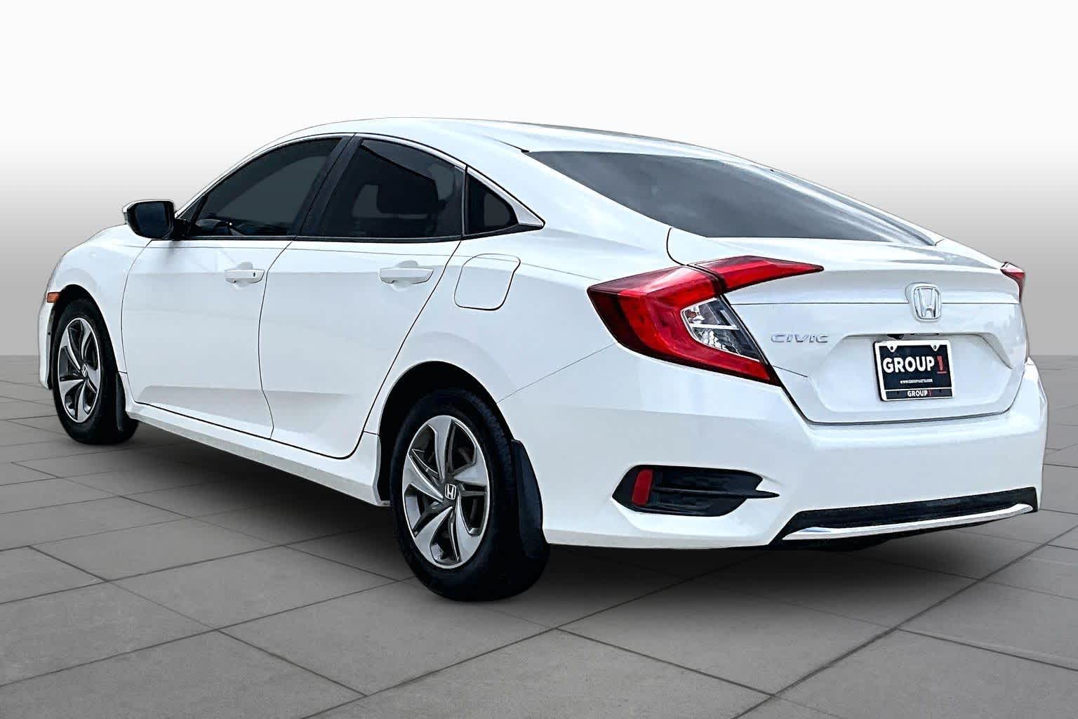 2019 Honda Civic Sedan photo 11 of 30