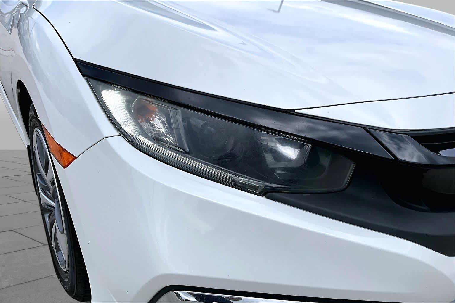 2019 Honda Civic Sedan photo 26 of 30